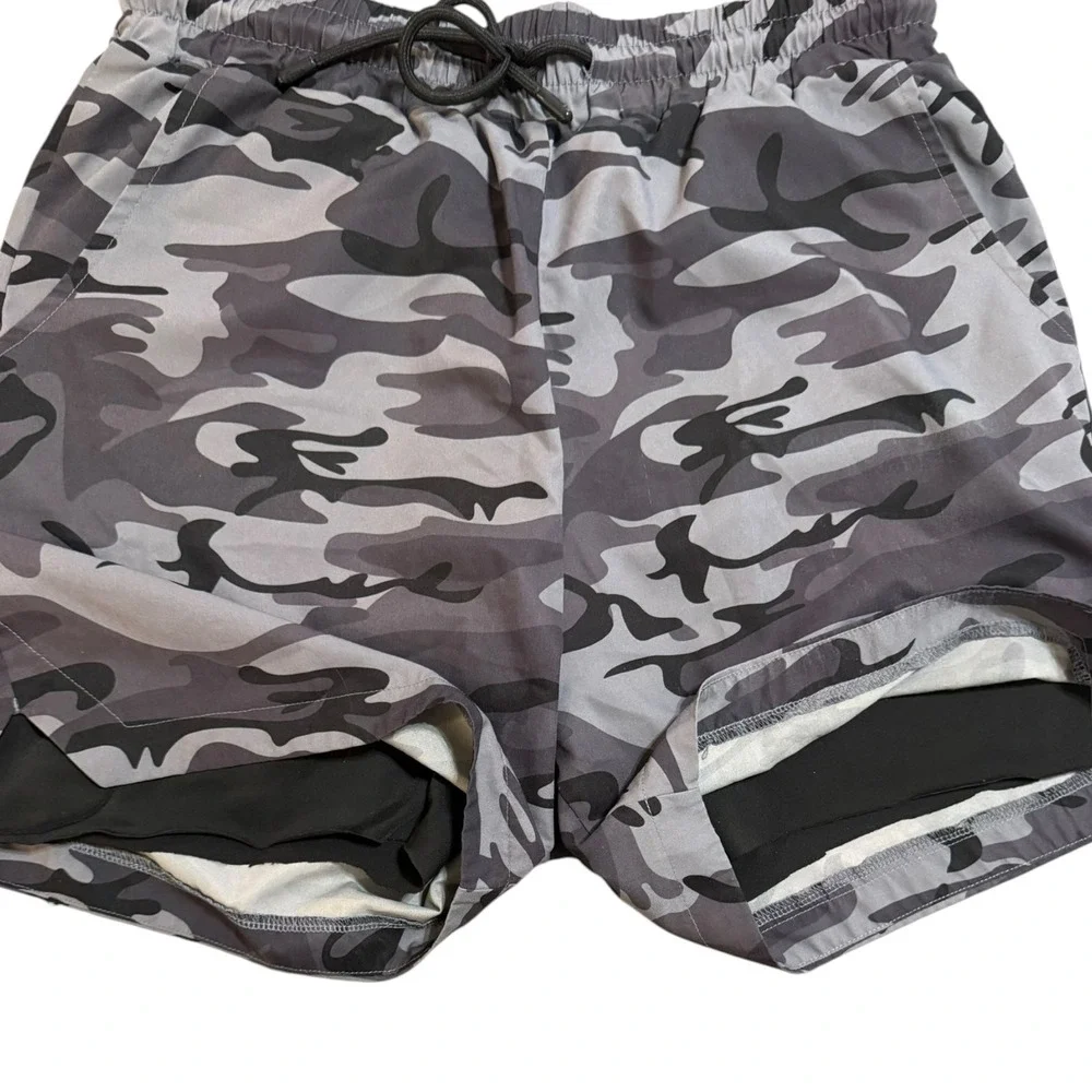 Zyia Active Men's Gray Camo 5 Star Lined Running Shorts Workout Size M Athletic‎
